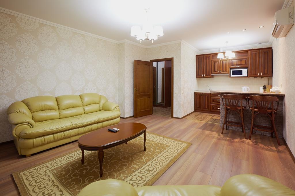 Asao-Apartments Walking Center Zone Lvov Pokoj fotografie